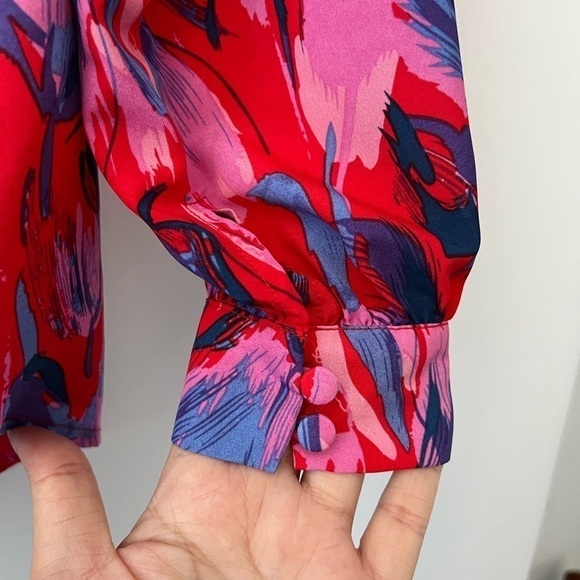 Lovers + Friends Floral Blouse Size Small - Picture 5 of 5